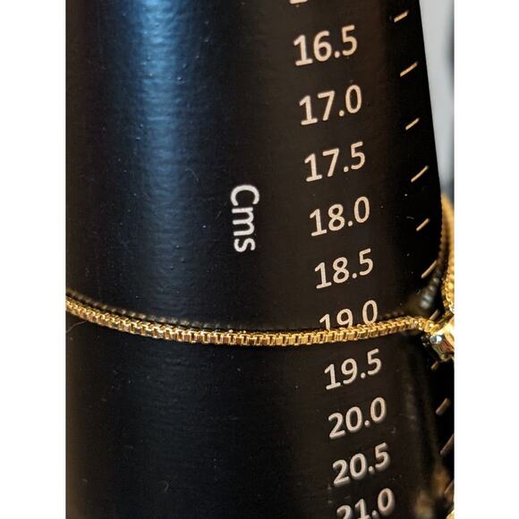 Gold Tone Box Chain Sparkle Starfish Adjustable Rhodium Plated Bracelet - Picture 7 of 9